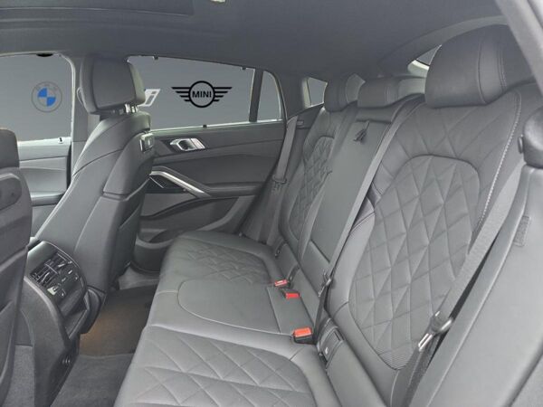 BMW X6 xDr. 40d M Sport    LC Prof., Dr. Ass. Prof., Parkass. Prof., AHK, Pano., uvm. bild 5
