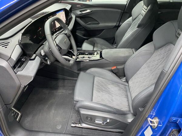 Audi Q6 e-tron performance edition one S line AHK+HUD+HPC bild 5
