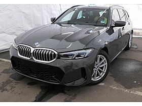 BMW 320 d xDrive Touring "M-Sport" Head-Up, DrivAss, ACC, ParkAss+, uvm. BMW 320 d xDrive Touring "M-Sport" Head-Up, DrivAss, ACC, ParkAss+, uvm.