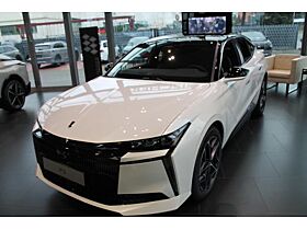 DS Automobiles N°4 ÉTOILE + Alcantara Automatik ***sofort verfügbar***B2C