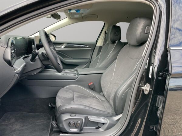 Volkswagen Passat Business 1.5 eTSI DSG,AHK,ACC,RFK,MASSAGE,SHZ bild 7