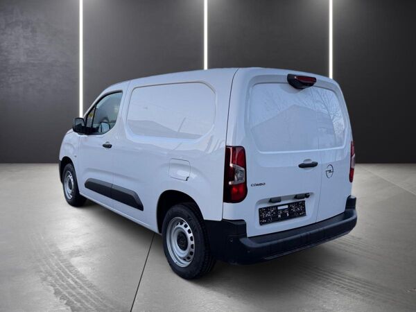 Opel Combo Cargo 1.5. D RFK FlexCargo Navi Allwetter bild 4