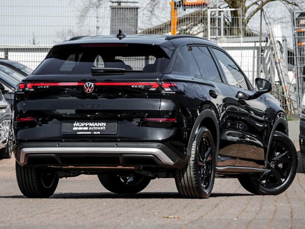 Volkswagen T-Roc Style 1.5 l eTSI OPF 7-Gang-DSG DCC MATRIX BLACK STYLE bild 2