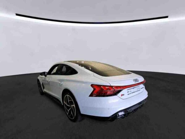 Audi RS e-tron GT +KERAMIK+OPTIK+NACHT+MASSAGE+360°+ bild 2