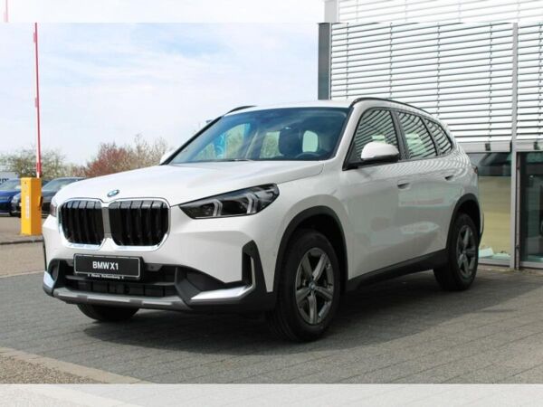 BMW X1 sDrive20i M Sportpaket bild 1