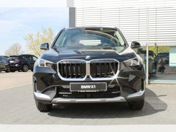 BMW X1 sDrive18i💙 sofort verfügbar💙 mit Innovationspaket💙 bild 2