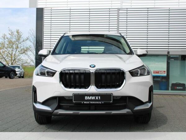 BMW X1 sDrive20i M Sportpaket bild 2