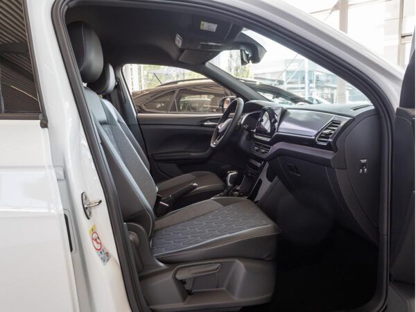 Volkswagen T-Cross Energy 1.0 TSI DSG Plus Paket*Keyless*AHK* SOFORT bild 2