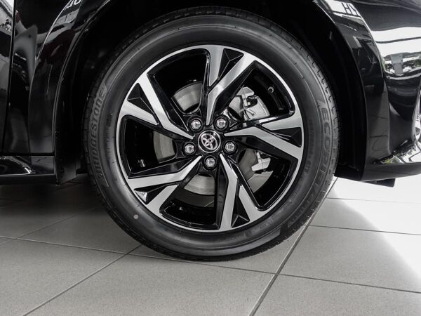Toyota Yaris Teamplayer NUR BIS 30.05. mit 0,99% ZINS bild 4