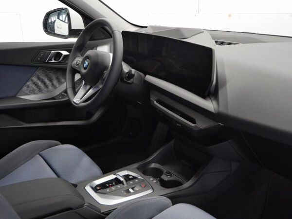 BMW 120 d, Dri. Ass.,  Park. Ass. +.,  Head Up.,  Keyless.,  2x SHZ.,  uvm. bild 3