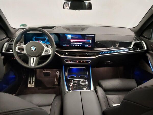 BMW X5 M60i xDrive 21 Zoll*Luftfederung*Standheizung*Massage* bild 3