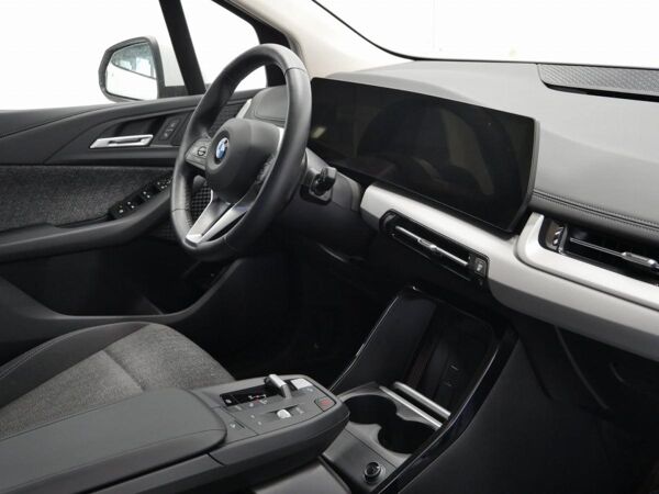 BMW 220 i ActiveTourer 269 € netto Leasing o. AZ*AHK* bild 4