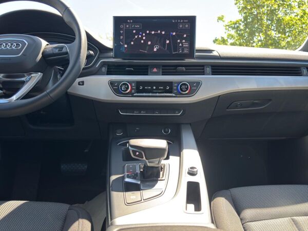 Audi A4 Avant 30 TDI*NAVI-PLUS*LED*KAMERA*STHZG*VIRTUAL*SHZ bild 7