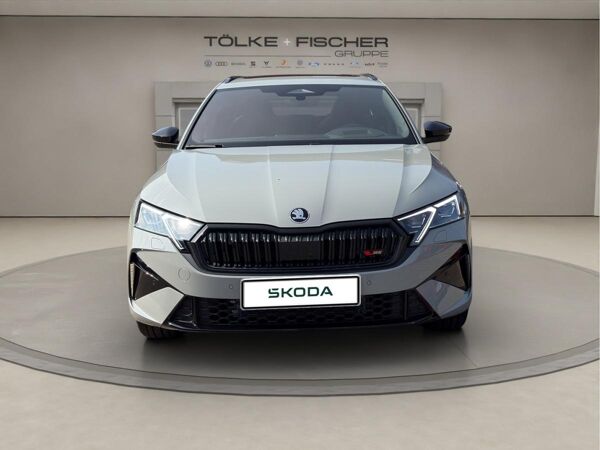 Skoda Octavia SOFORT VERFÜGBAR! Combi RS Pano AHK Navi 360 Massage bild 2
