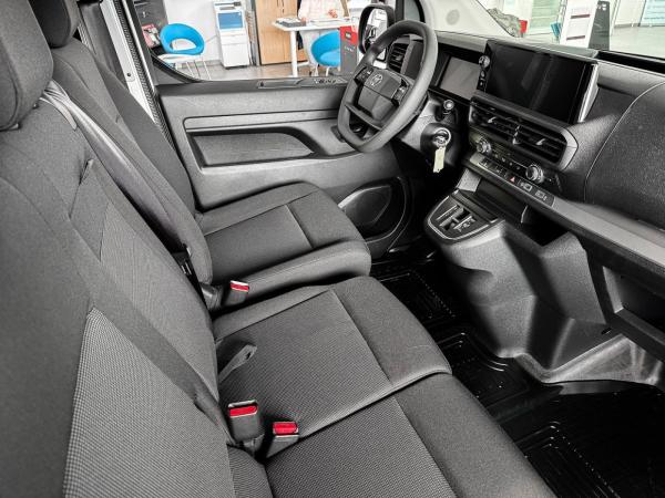 Toyota Proace L1 Meister BEV Laderaumboden #30539284 bild