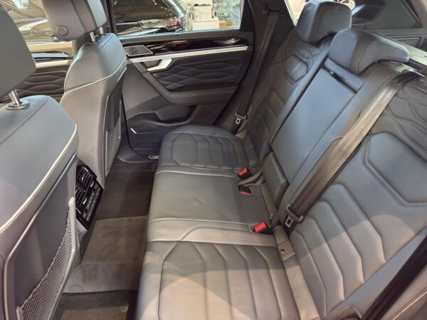 Volkswagen Touareg !! Leasingaktion bis zum 15. Mai !! bild 6