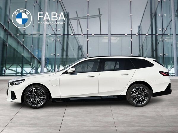 BMW 530 e Touring M Sportpaket Head-Up HK HiFi DAB Kamera bild 5