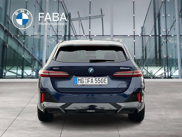 BMW 550 e xDrive Touring M Sportpaket Head-Up DAB bild 3