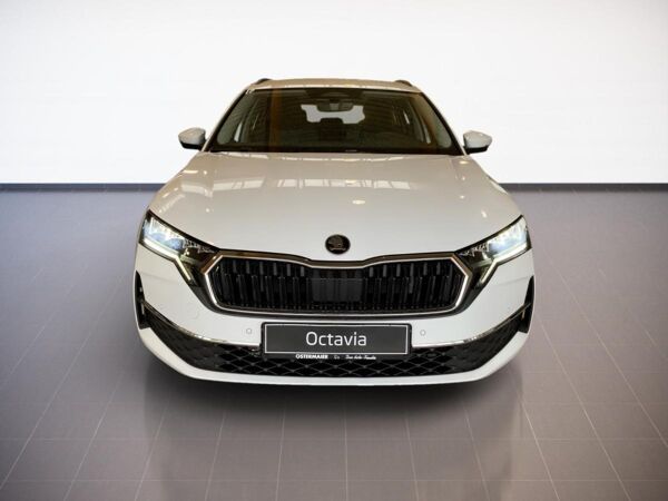 Skoda Octavia Combi Selection 1.5TSI LED.NAV.LIM.SIDEA.FRONTA.LANEA.KAM.KESSY.SMARTLINK.DAB bild 3