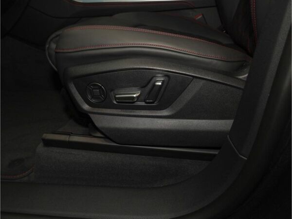 Audi Q8 SUV TFSI e quattro tiptro bild 6