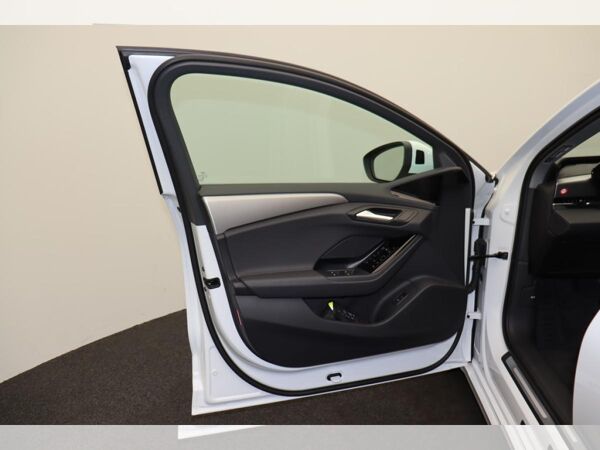Audi A6 e-tron Sportback . Virt.Cockpit Matrix AHK - bild 7