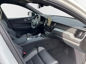 Volvo XC60 Recharge T8 AWD Plus Black Edition 21'' ACC 360 Kamera HUD SHZ StandHZG DAB Harman bild 6