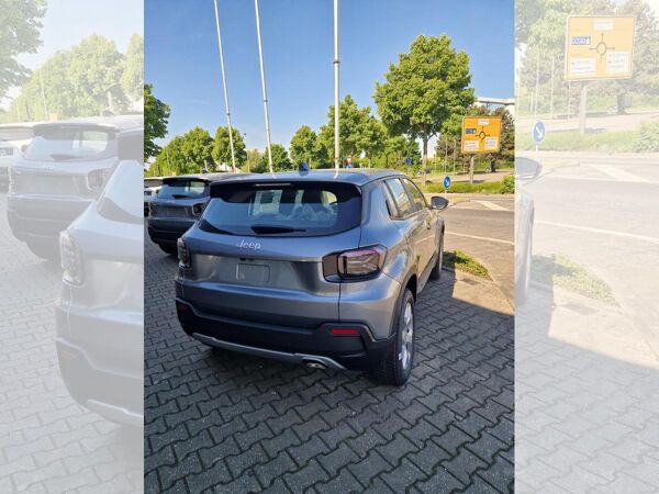 Jeep Avenger 54 kWh 115 kW Longitude bild 3