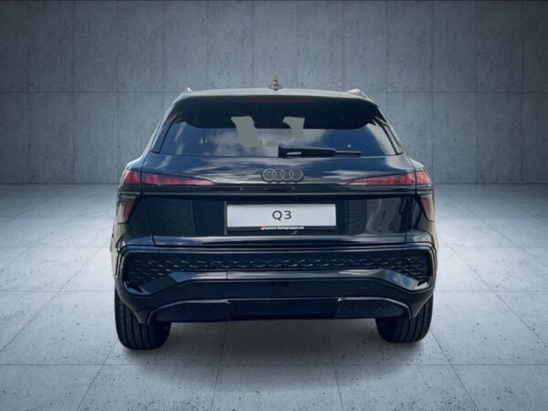 Audi Q3 SUV e-hybrid S tr. LED AHK 19 ACC FLA Keyless bild 5