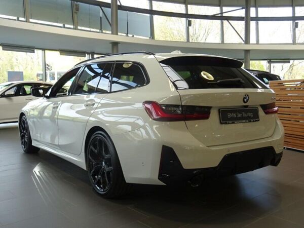BMW 320 i Touring* M-Sport*Nur für kurze Zeit Lageraktion* bild 3