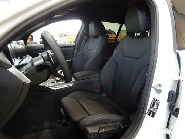 BMW 320 i Touring* M-Sport*Nur für kurze Zeit Lageraktion* bild 6