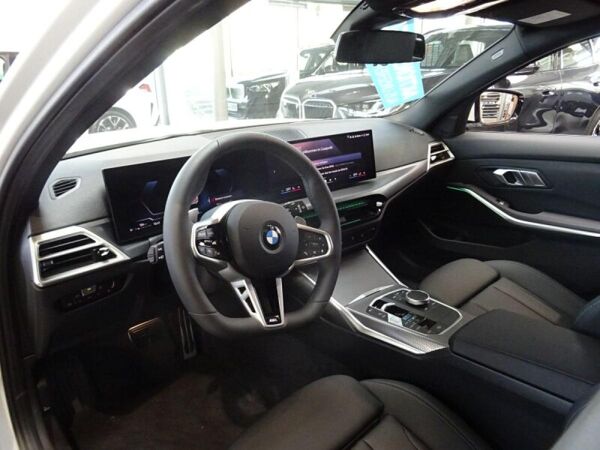 BMW 320 i Touring* M-Sport*Nur für kurze Zeit Lageraktion* bild 7
