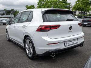 Volkswagen Golf VIII 2.0 TSI DSG GTI App-Connect Telefon bild 5