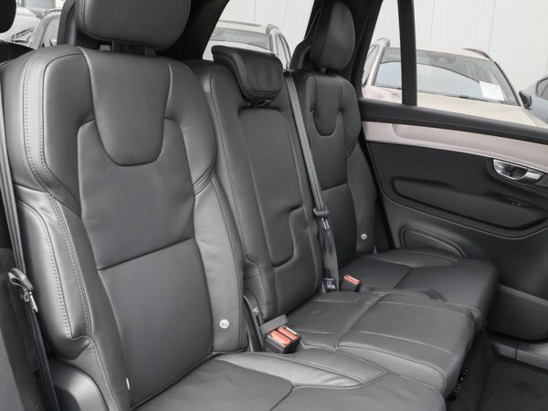 Volvo XC90 T8 Plus Black Edition bild 4