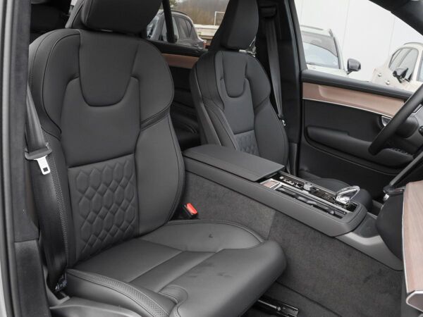 Volvo XC90 T8 Ultra Dark bild 5