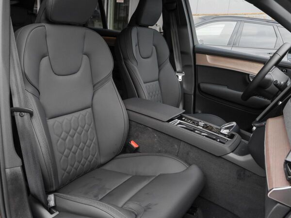 Volvo XC90 T8 Plus Dark bild 5
