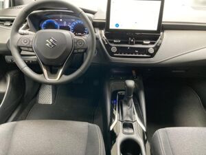 Suzuki Swace Comfort+ CVT Hybrid bild 4