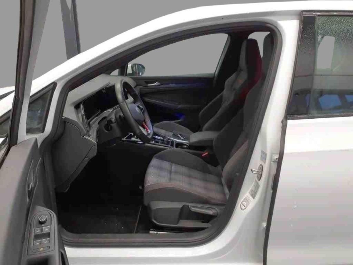 Volkswagen Golf VIII GTI 2.0 TSI Navi LED-Plus ACC Sitzhzg. bild 4