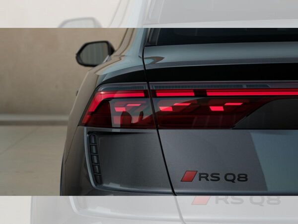 Audi RS Q8 SUV performance | Pano,AHK,Head-Up,Vmax305 bild 7