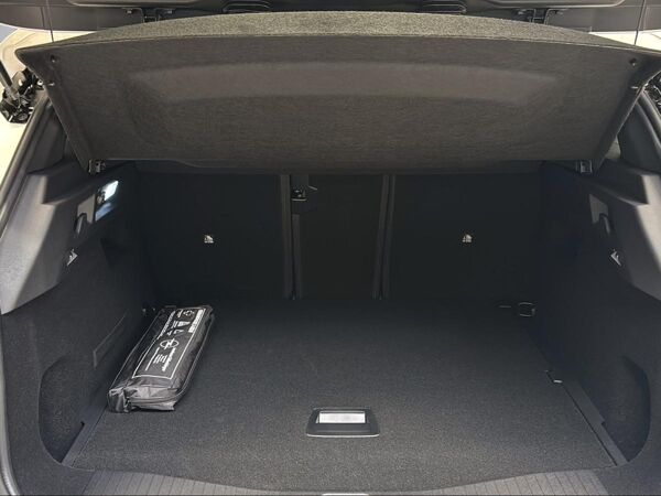 Opel Grandland Edition MHEV AUT inkl. Komfort Paket, CarPlay/AndroidAuto bild 6