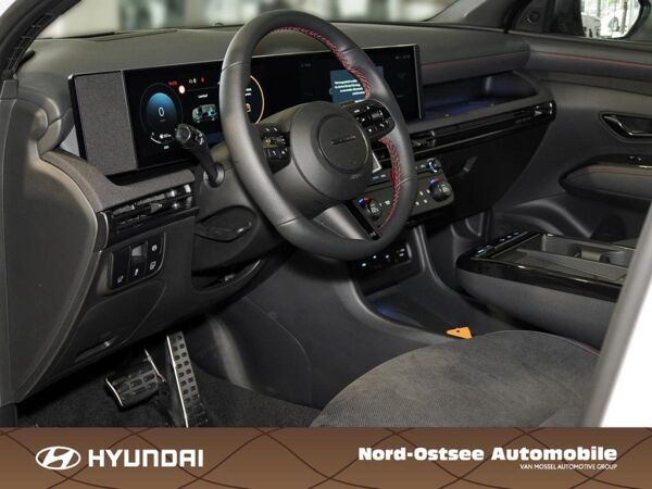 Hyundai TUCSON N Line in Schwarz / Grau / Weiß :) bild 6