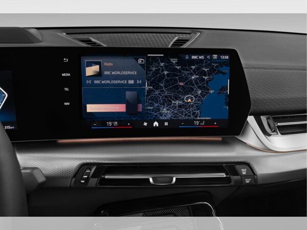 BMW iX2 eDrive20 Jubiläumsaktion bild 6