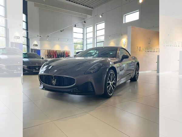 Maserati GranCabrio 3.0 V6 361kW Auto AWD bild 1