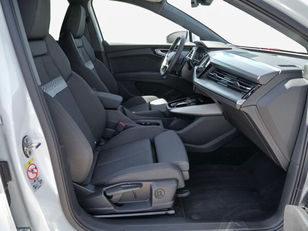Audi Q4 e-tron Q4 45 e-tron 554km/WLTP*LED*AHK*Virtual*EPH bild 4