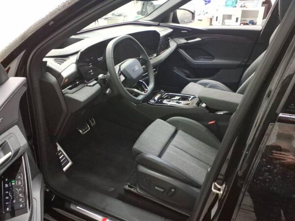 Audi Q6 e-tron qu 5JGAR Pano 360° MATRIX HUD Virtual bild 4