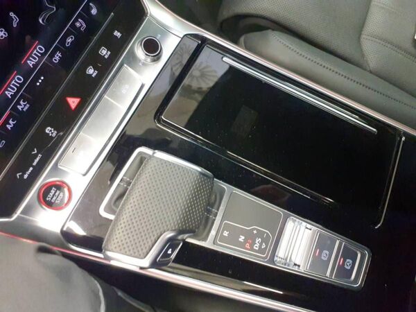 Audi RS6 Avant qu 5JGAR HUD MATRIX StHzg Kamera AHK bild 7