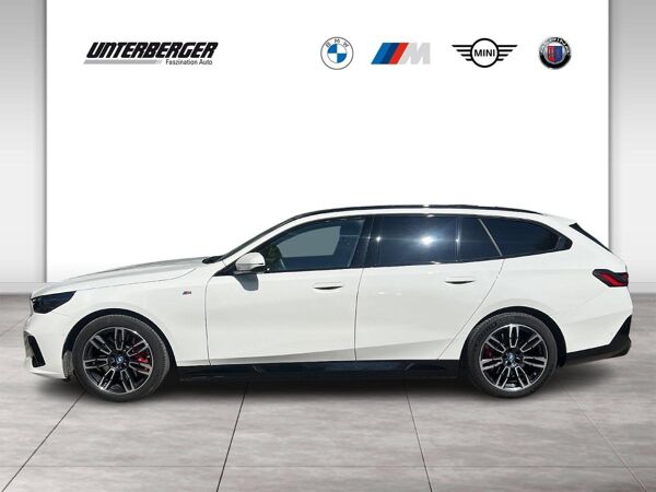 BMW i5 eDrive40 Touring M Sport Pro AHK Pano DA Prof Autobahna bild 3