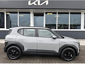 Kia EV2 AIR 42,2-kWh Winterpaket Wärmepumpe 5 Sitze Kia EV2 AIR 42,2-kWh Winterpaket Wärmepumpe 5 Sitze