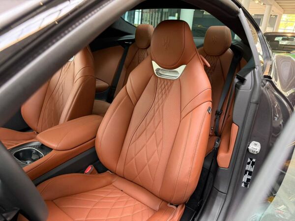 Maserati Granturismo 3.0 V6 361kW Auto AWD bild 5
