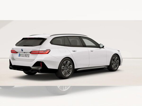 BMW 530 e xDrive Touring mit M-Paket💙individuell für Sie bestellbar💙 bild 3