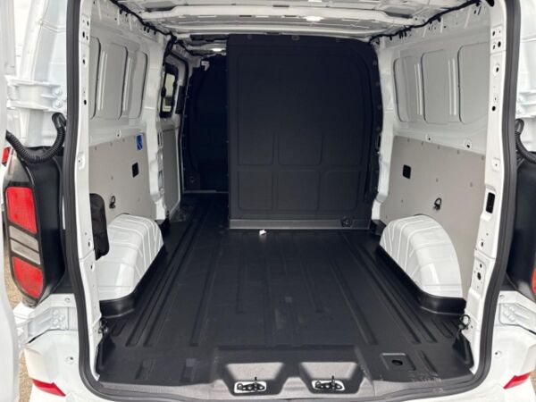 Ford Transit Custom Kasten DOKA 320 L2 Limited 5. SITZER *MULTICAB* bild 7